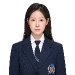 Min Li Headshot