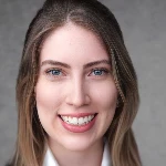 Luiza Giuliani Schmitt, MD Headshot