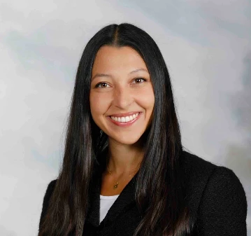 Eleni Kohilakis, MD Headshot
